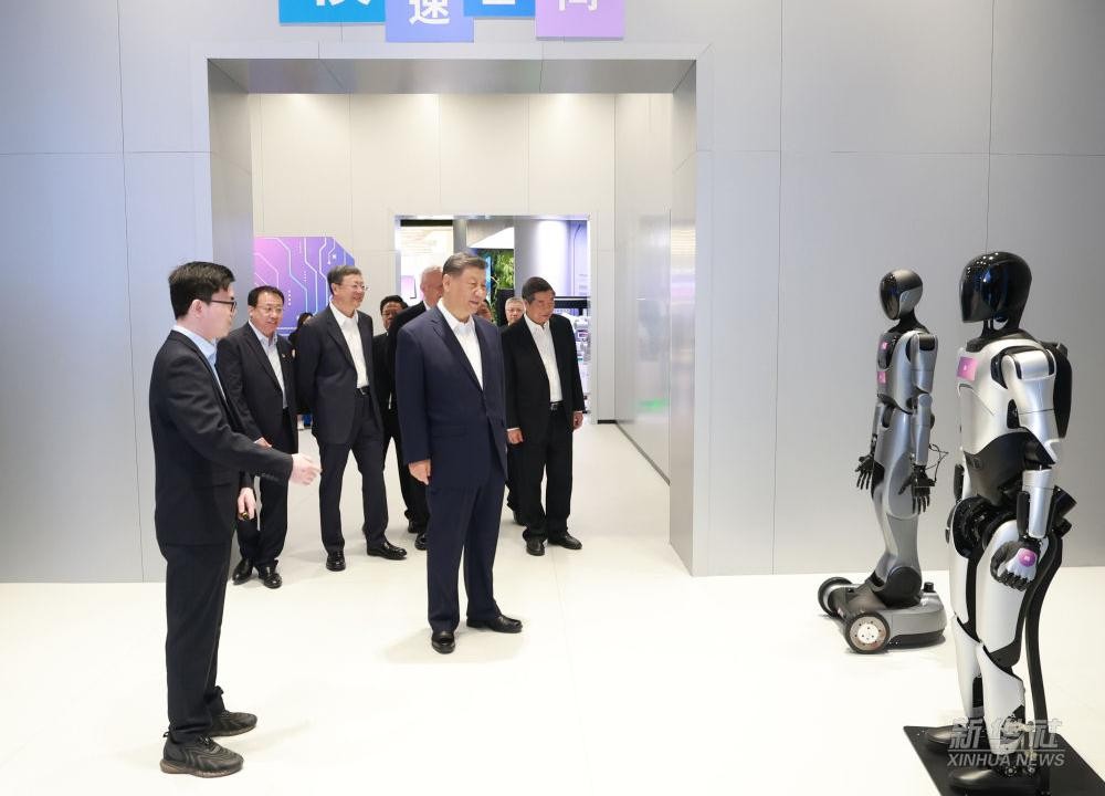 习近平总书记到上海调研，beats365代表具身智能行业汇报进展